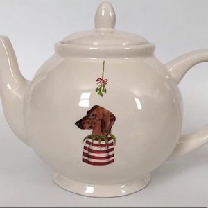 Rae Dunn Christmas teapot